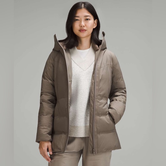 Lululemon StretchSeal Sleet Street Jacket Nomad Size 8 - Picture 2 of 8